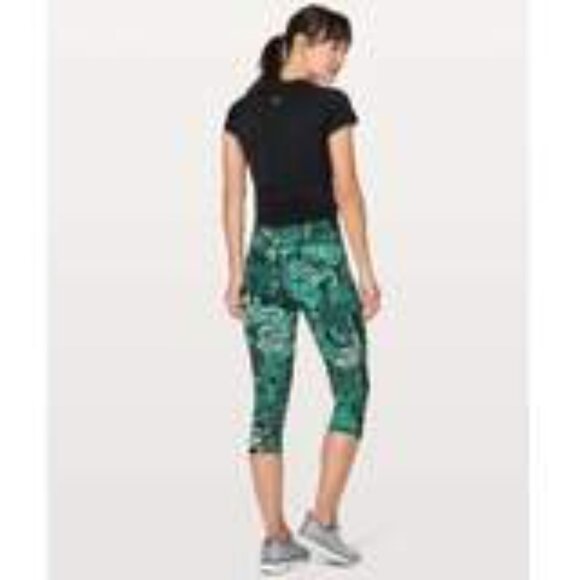 Lululemon Fast & Free Crop II Nulux 19" in Memoir Multi Green, size 4 - Picture 5 of 9